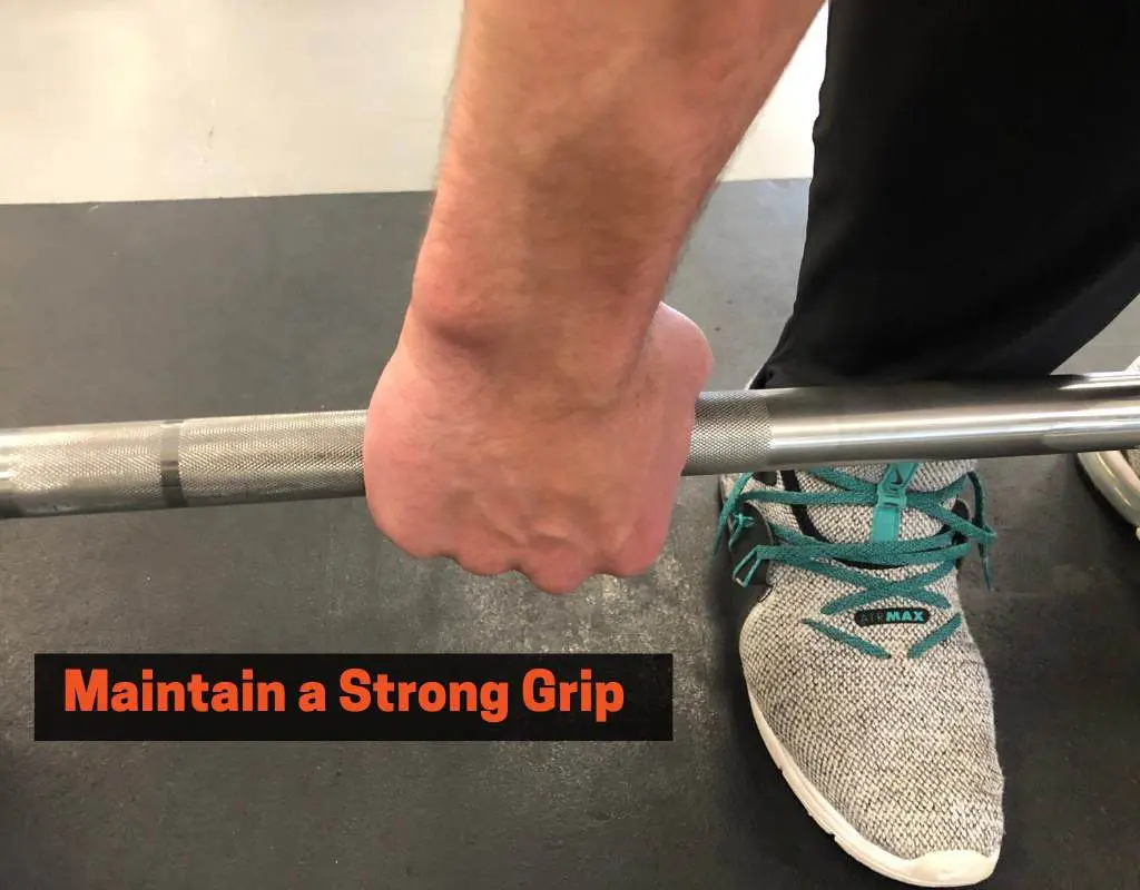 Deadlift grip width