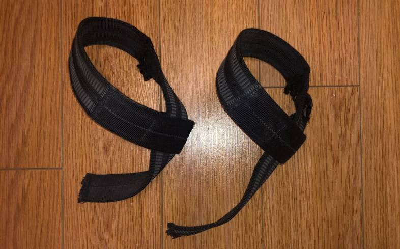 Recommend lifting straps over lifting hooks