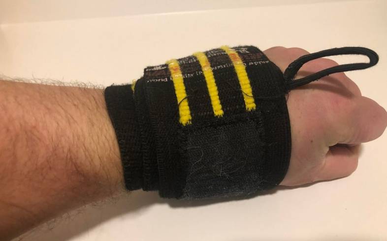 Arm wraps for online lifting