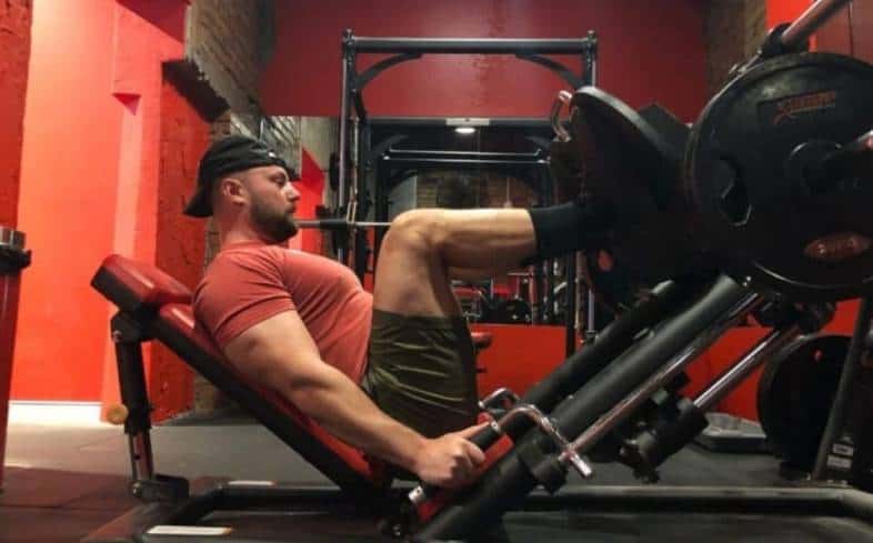  leg press is a solid alternative to the belt squat and easier exercise to perform compared with the belt squat 