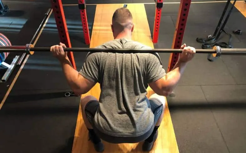 performing high rep squats can improve your high repetition strength