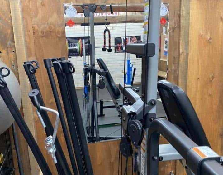 Home Gym Mirrors Where To Get Large 2021 Powerliftingtechnique Com - Stick On Wall Mirrors For Gym