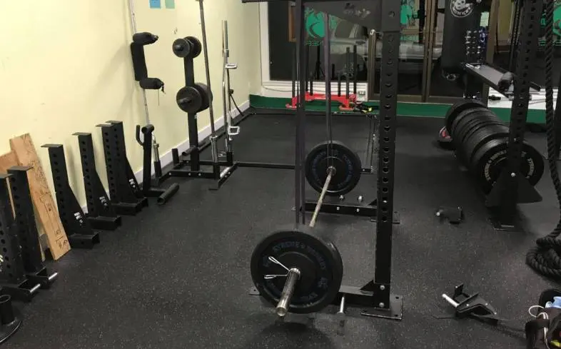 how to program the reverse band deadlift
