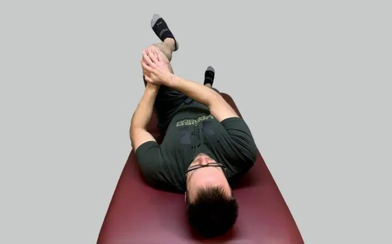 SI joint mobilization head-on view