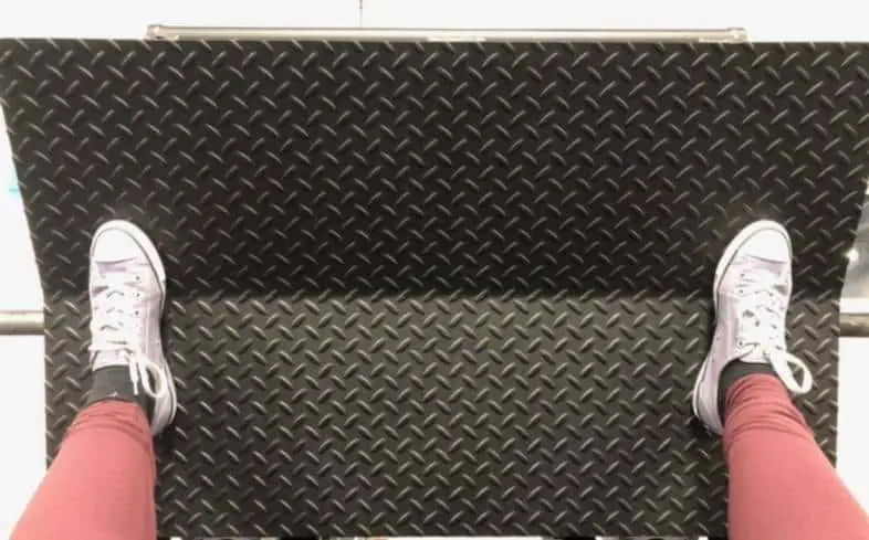 wide stance places your feet wide out on the platform, well beyond shoulder-width apart