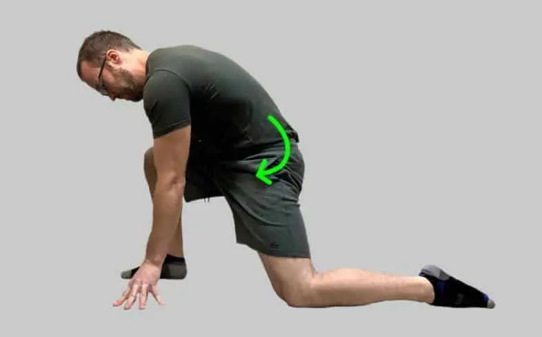 keeping tailbone curled underneath me as I lunge into the 2 oโclock position
