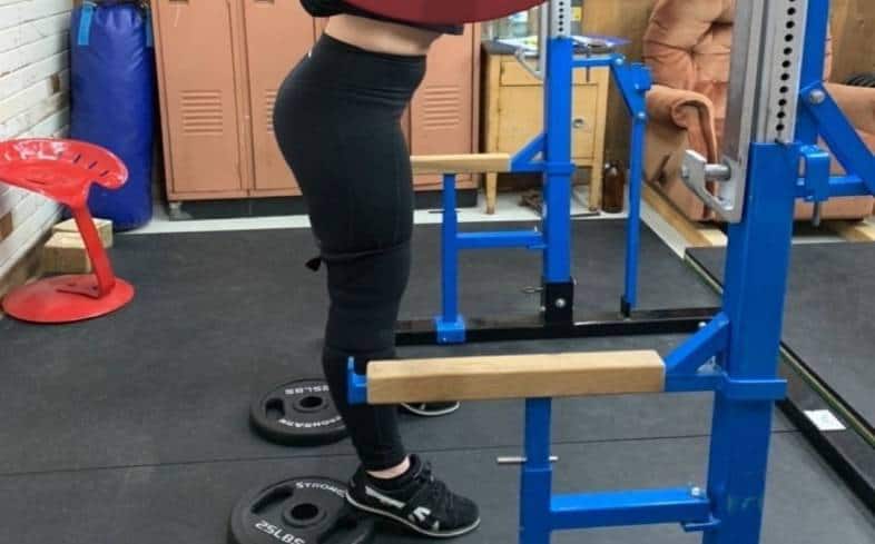 Plate side step online squats