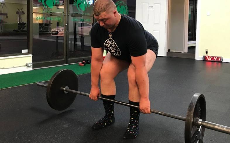 the top four benefits to training your legs for powerlifting