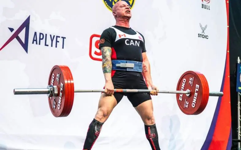 how strong do you need to be to compete in powerlifting at 60