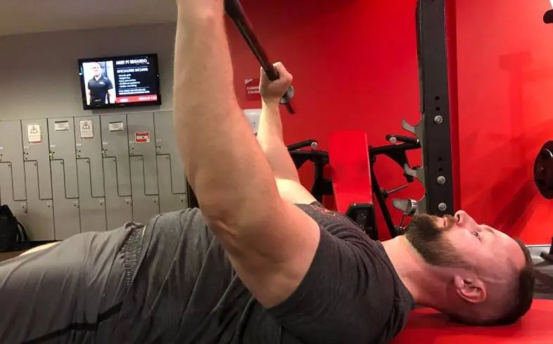 how to set up a close grip bench press