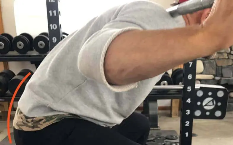 rounded back during squat
