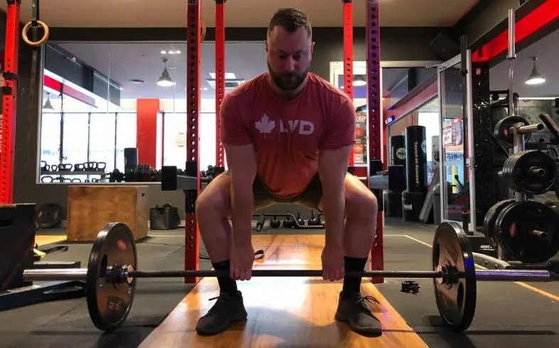 one of the benefits of the semi-sumo deadlift is that it is easier to break the bar off the ground