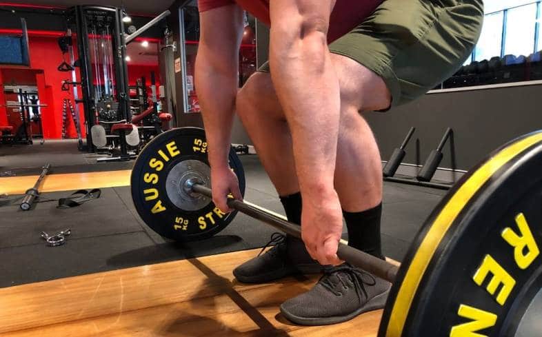 can you still train if your quads are sore from deadlifting