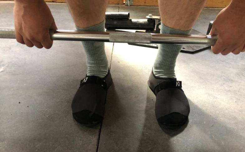 deadlift slippers and socks maximize the benefits of deadlifting in bare feet but avoid the slipperiness and the accidents that come with them