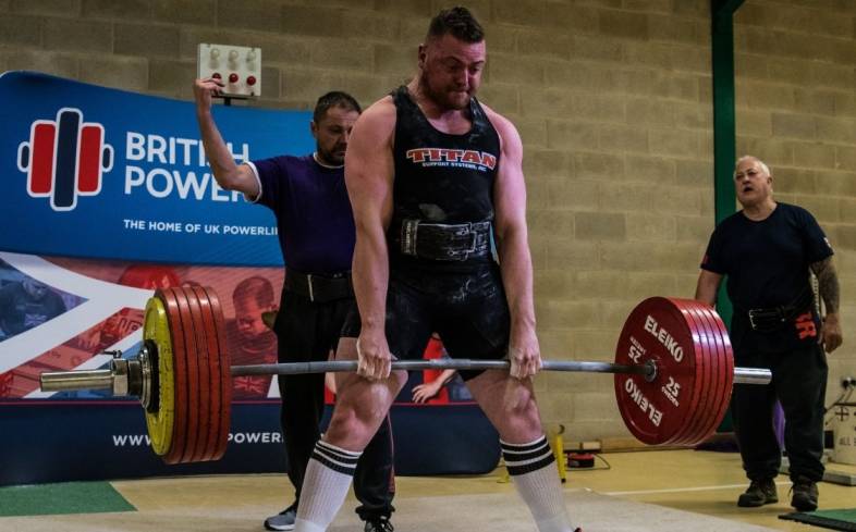 Does anyone know where I could find this singlet : r/weightlifting