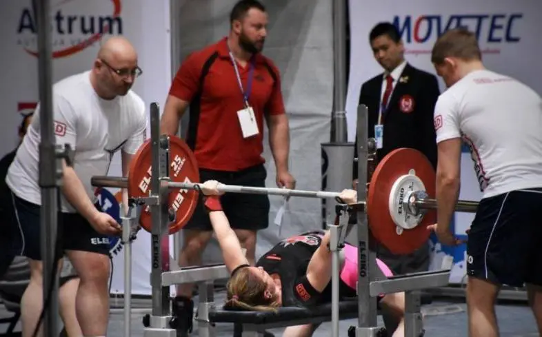 one flight powerlifting competitions