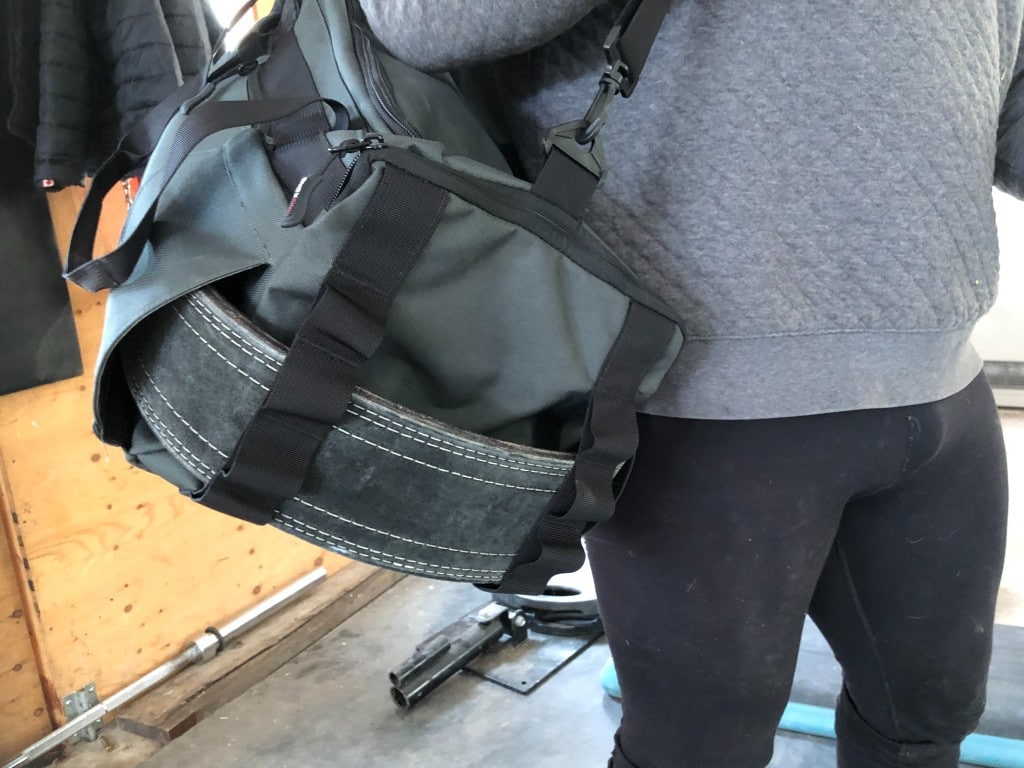 multiple compartments inside this powerliftin gym bag