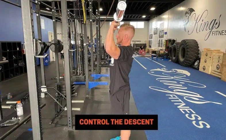 overhead press cue 13 - control the descent