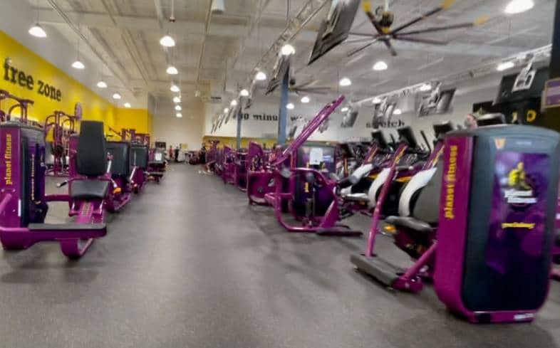 Take a sneak peek inside this new Planet Fitness, the first of