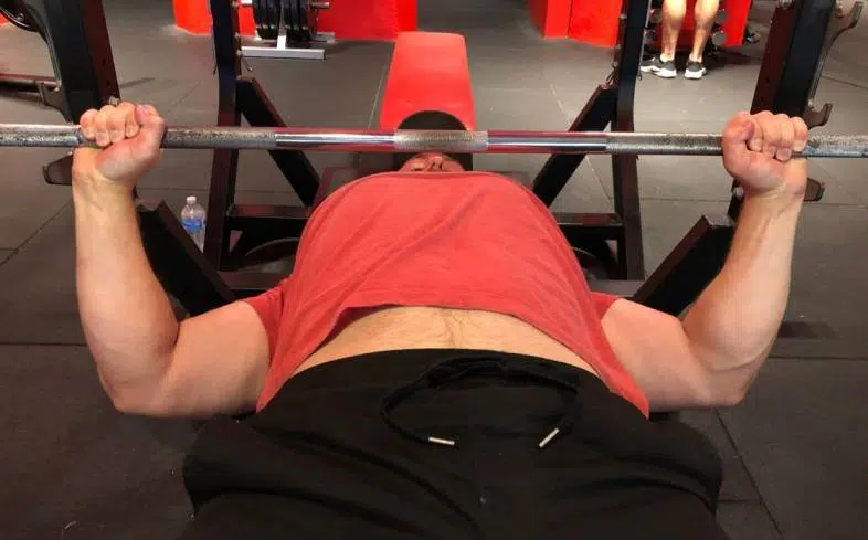 pros and cons of bench press for chest