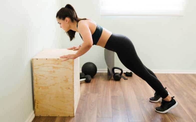Box push-ups restrict the upper body range of motion