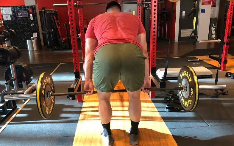 3 tips to strengthen the lats in the deadlift