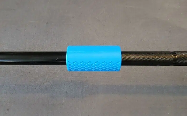 barbell with greententljs grips