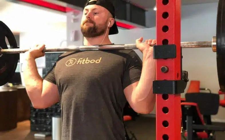 overhead press to build muscular endurance