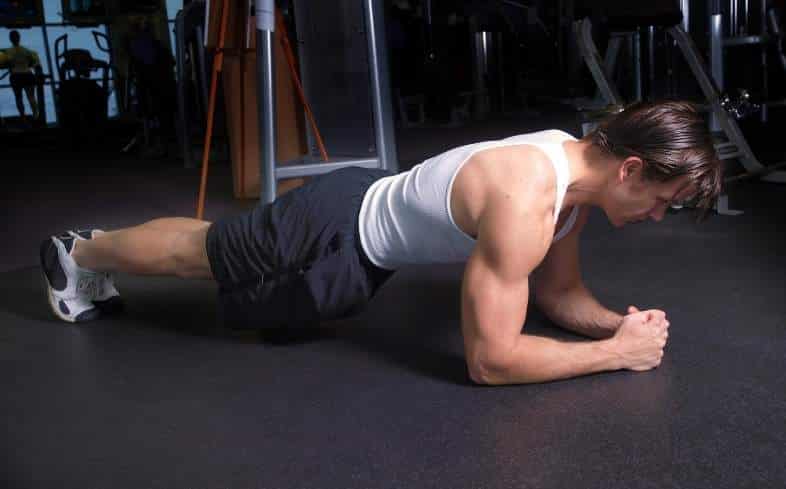 doing planks on elbow