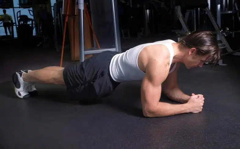 pros of doing planks on your elbows