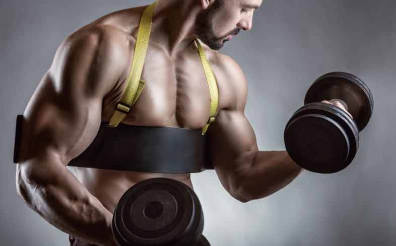 how to train your biceps with an arm blaster
