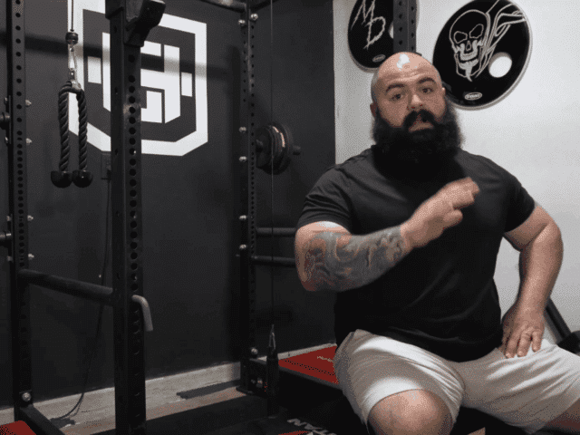 This 8-Week Bench Press Program Strengthens Chest, Shoulders, and Back